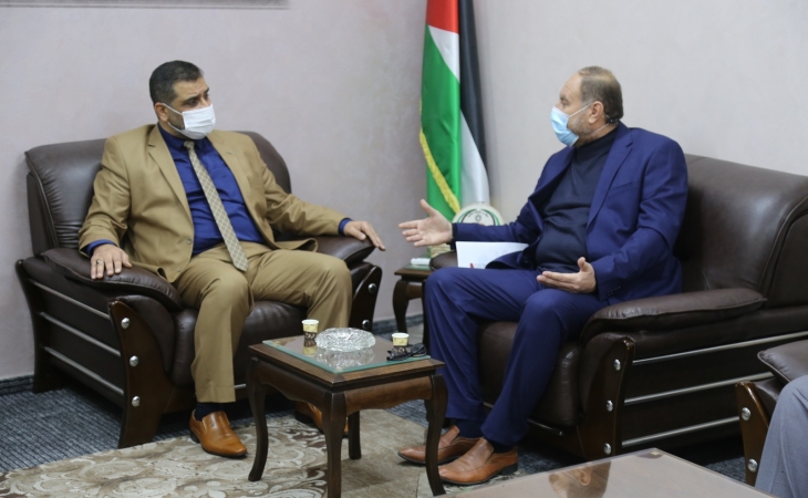 النائب العام يبحث مع رئيس سلطة المياه تعزيز الآليات القانونية لحماية موارد المياه