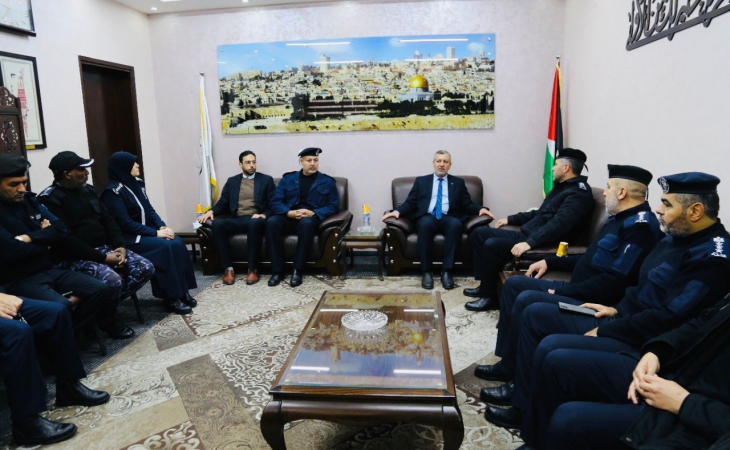خلال استقباله لقيادة الشرطة الفلسطينية...النائب العام ومدير عام الشرطة يؤكدان على ترسيخ العدالة والقضاء على ظاهرة التوقيف الغير مشروع بشكل كامل