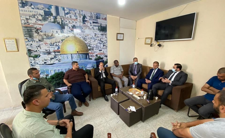 مدير  نيابة غزة  الثانية يشيد بأداء المباحث العامة في سرعة الوصول إلى الجناة و تقديمهم للعدالة