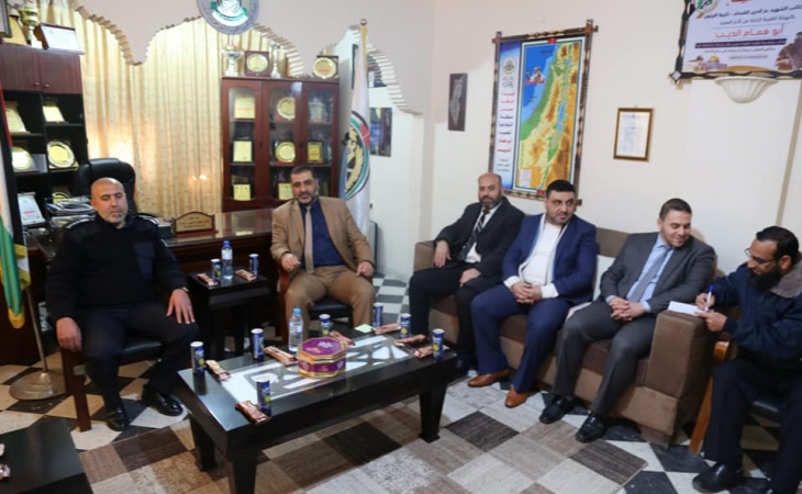 مدير شرطة محافظة غزة العميد/ جمال الديب، ومدراء المراكز الشرطية في المحافظة وقيادتها، في استقبال النائب العام المستشار/ ضياء الدين المدهون