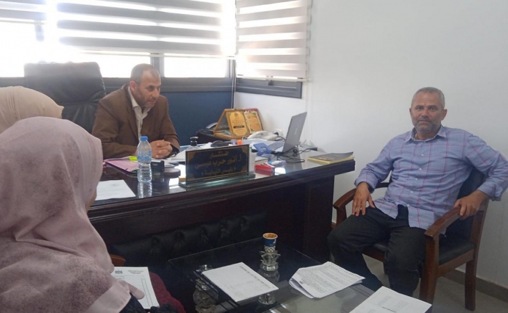 مدير نيابة خانيونس الكلية يعقد الاجتماع الشهري لموظفي النيابة