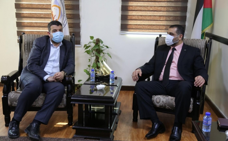 النائب العام ورئيس بلدية جباليا النزلة يؤكدان على تطبيق القانون وتيسير معاملات المواطنين