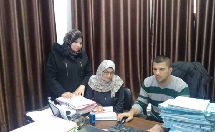 وحدة الرقابة الداخلية تُجري جولة تفقدية لقسم الأرشيف المركزي بالنيابة العامة