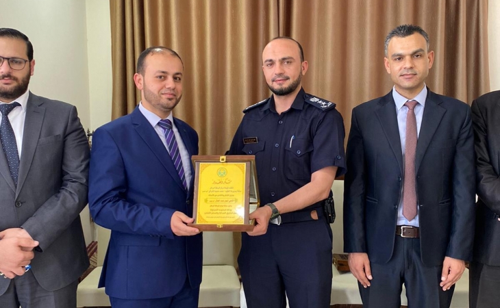 مدير نيابة غزة الثانية ومدير شرطة الرمال يؤكدان  النهوض بجودة التحقيقات وتجسيد قيم العدالة* 