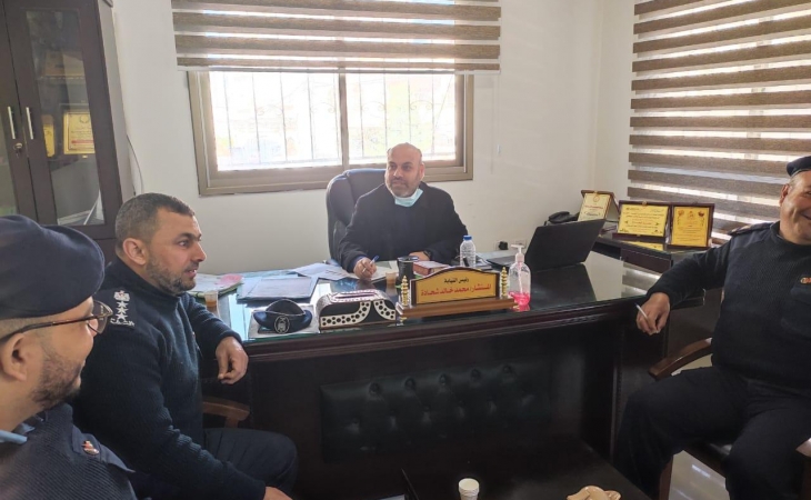 نيابة غزة الجزئية الدائرة الثالثة تعقد اجتماعاً مع وحدة الشؤون القانونية لوزارة الداخلية