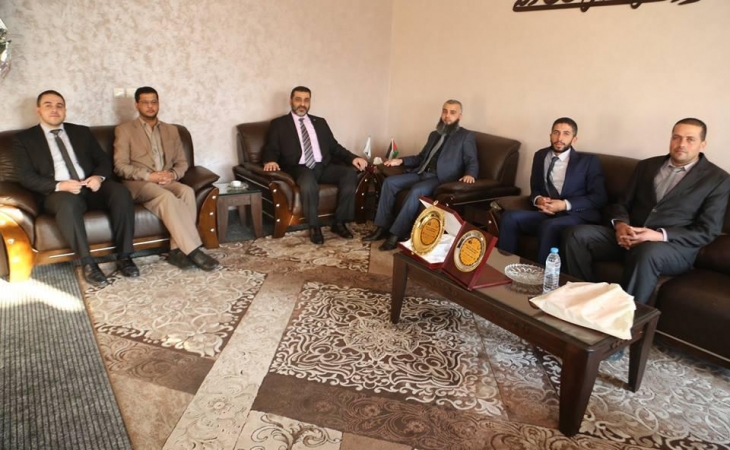 خلال اجتماعه بنيابة رفح 