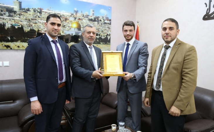 النائب العام يستقبل وفود المهنئين ويؤكد على الشراكة وتكامل الأدوار في تحقيق العدالة