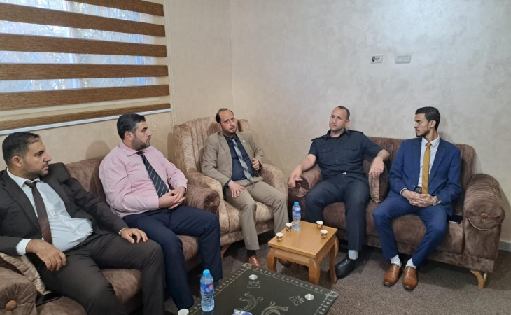 نيابة الوسطى الجزئية تُجري زيارة تعزية لعائلة مصلح ومؤازرة لمركز شرطة النصيرات بعد استشهاد الملازم/ خالد مصلح