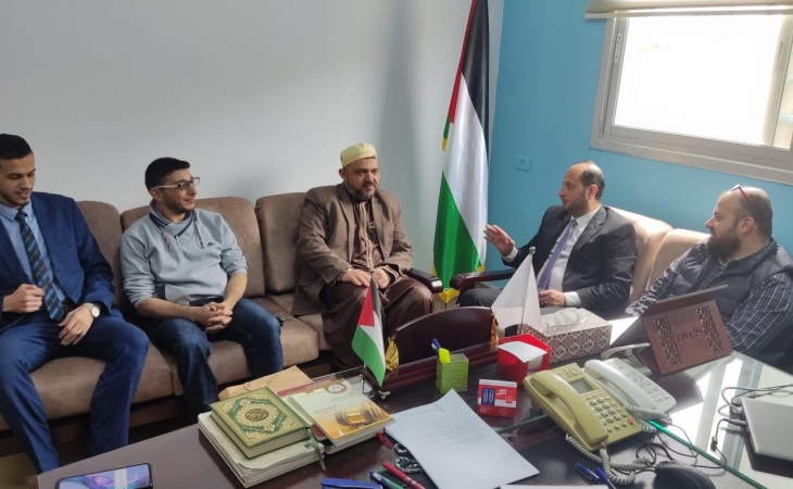 نيابة الوسطى الجزئية تستقبل رئيس بلدية دير البلح