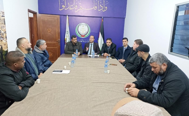 مدير نيابة الوسطى الجزئية يعقد اجتماعاً مع مدير مباحث المحافظة الوسطى